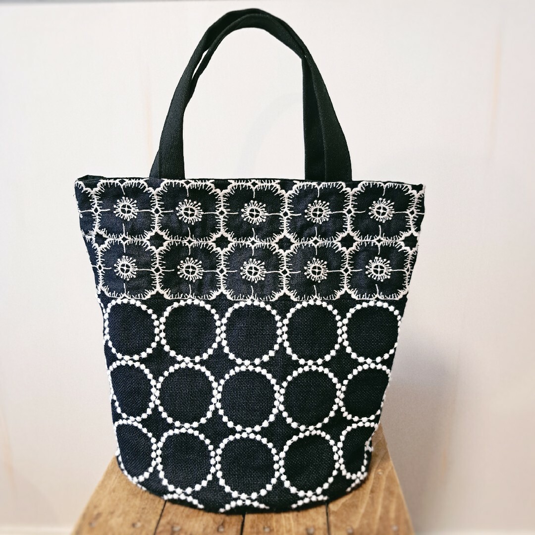 handmade∞ミナペルホネン アネモネ×タンバリン*navy 巾着バッグ-