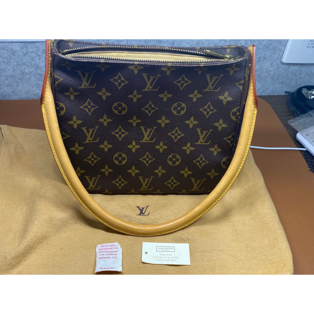 LOU IS VUITTON ウェザーニュース
