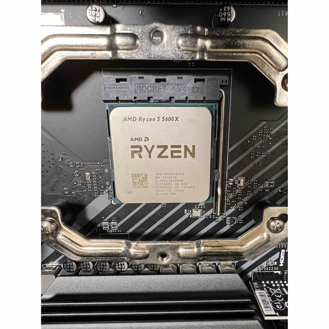 AMD　Ryzen 7 2700X YD270XBGM88AF　3.7GHz SocketAM4