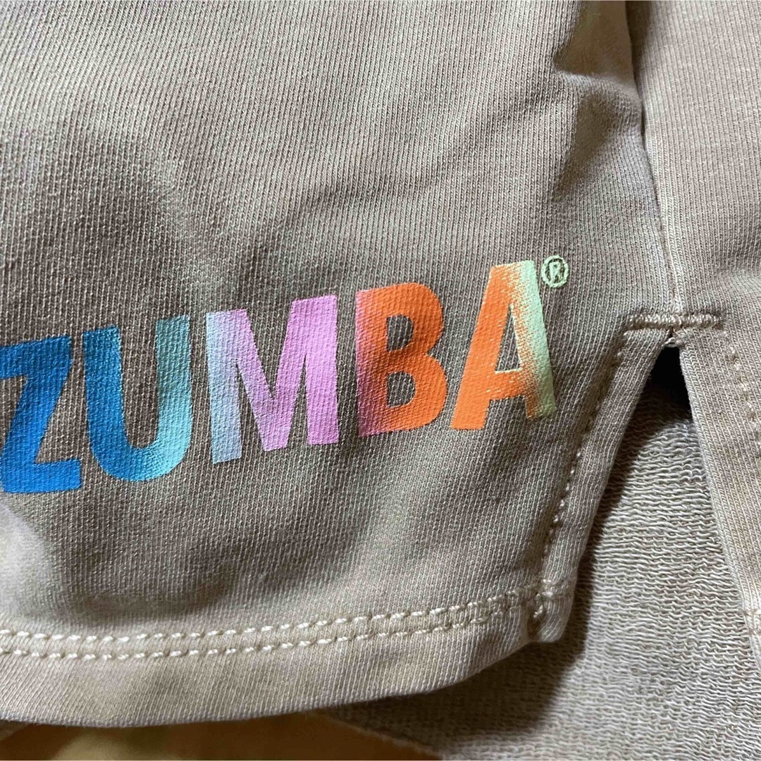 Zumba(ズンバ)のZUMBA®︎ウェア　短パン、レギンス2枚組　正規品　2回使用 スポーツ/アウトドアのスポーツ/アウトドア その他(ダンス/バレエ)の商品写真