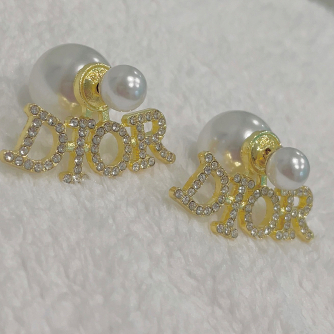 Diorパールピアス☆新品未使用