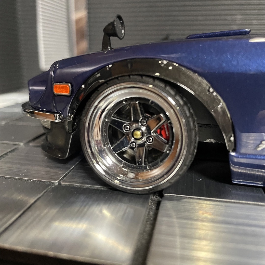 イグニッションモデル 1/18 日産 フェアレディーZ(S30)カスタム イグニッションモデル 1/18 日産 フェアレディーZ(S30)カスタム