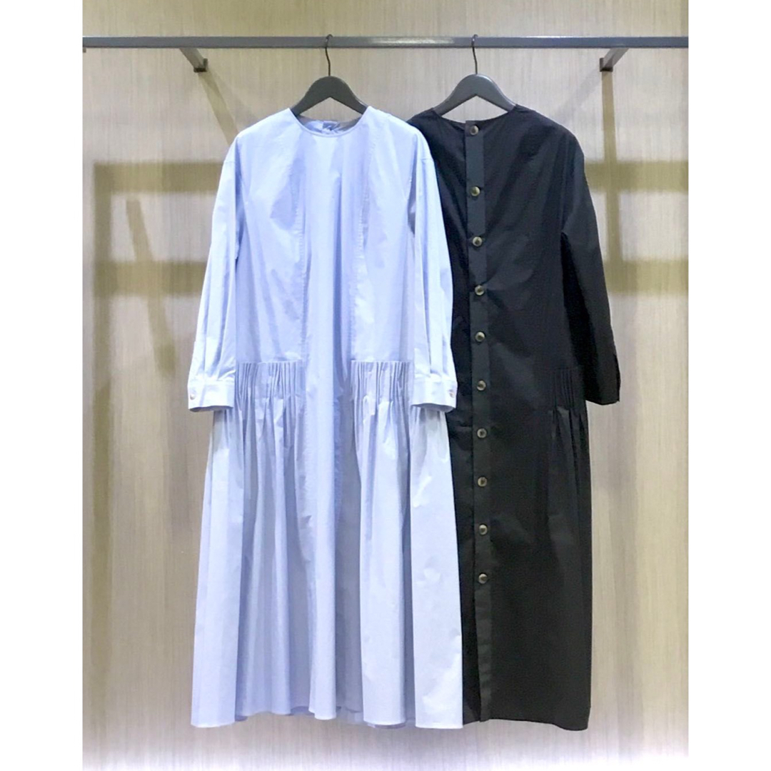 Theory luxe - 新品 theory luxe 23SS バックボタンデザイン Theory luxe - 新品 theory luxe 23SS バックボタンデザイン
