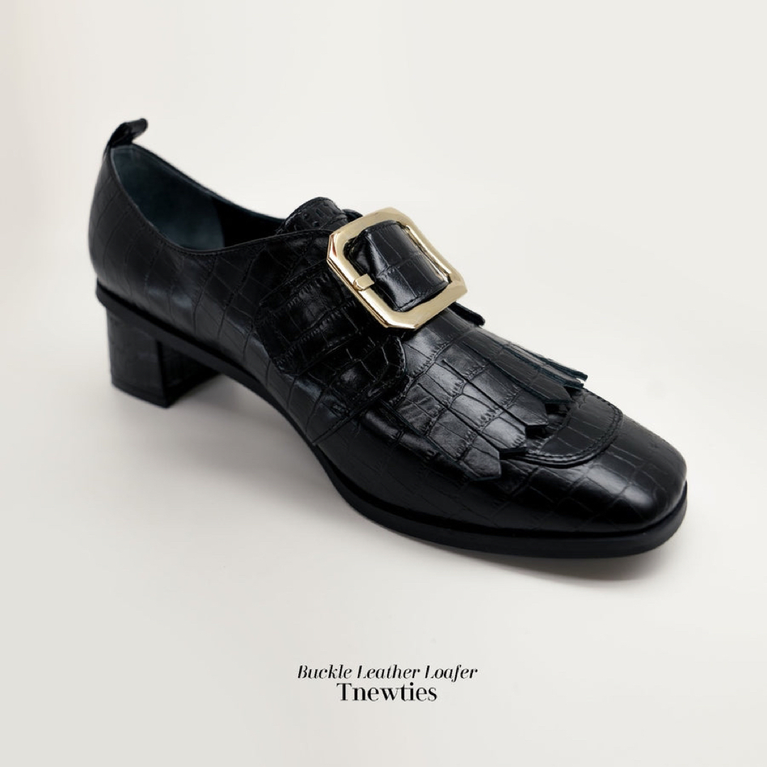 Tnewties スクエアバックルレザー ローファー レディースの靴/シューズ(ローファー/革靴)の商品写真