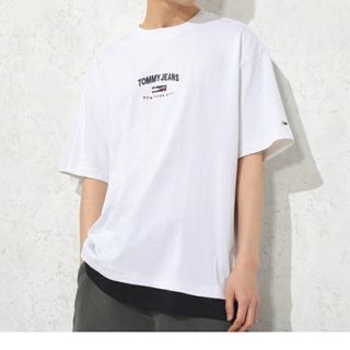 トミーヒルフィガー(TOMMY HILFIGER)のTOMMY HILFIGER 白Tシャツ(Tシャツ/カットソー(半袖/袖なし))