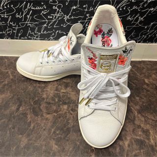 【新品未使用】adidas スタンスミス レア 花 刺繍 EG2863 フラワー