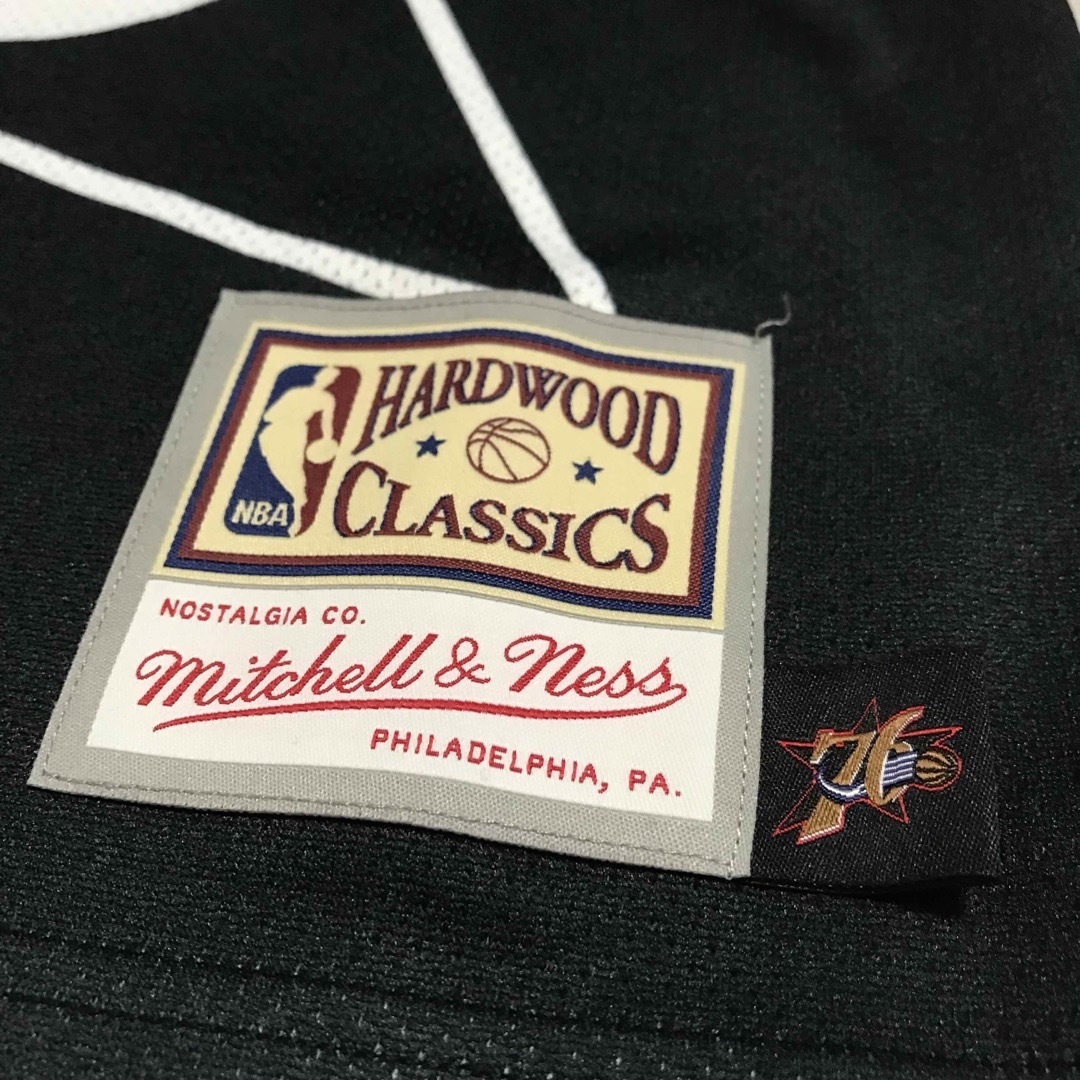 MITCHELL & NESS(ミッチェルアンドネス)の【国内未発売】セブンティーシクサーズ バスケット ユニフォーム ブラック L メンズのトップス(タンクトップ)の商品写真