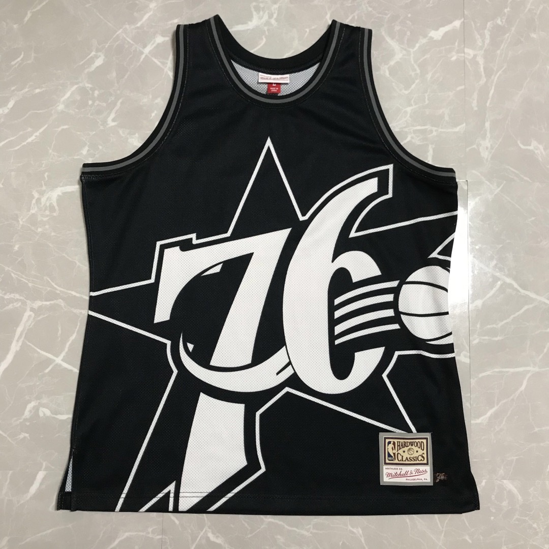 MITCHELL & NESS(ミッチェルアンドネス)の【国内未発売】セブンティーシクサーズ バスケット ユニフォーム ブラック L メンズのトップス(タンクトップ)の商品写真