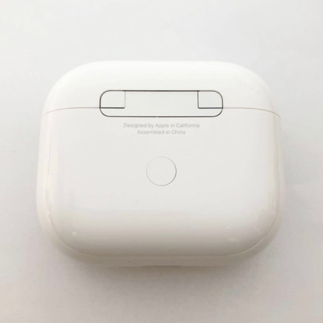 AirPods 3三 充電ケースのみ　第3世代 AirPods アップル本物 1