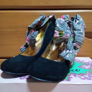 イレギュラーチョイス(Irregular Choice)のイレギュラーチョイス　スエードパンプス　38(ハイヒール/パンプス)