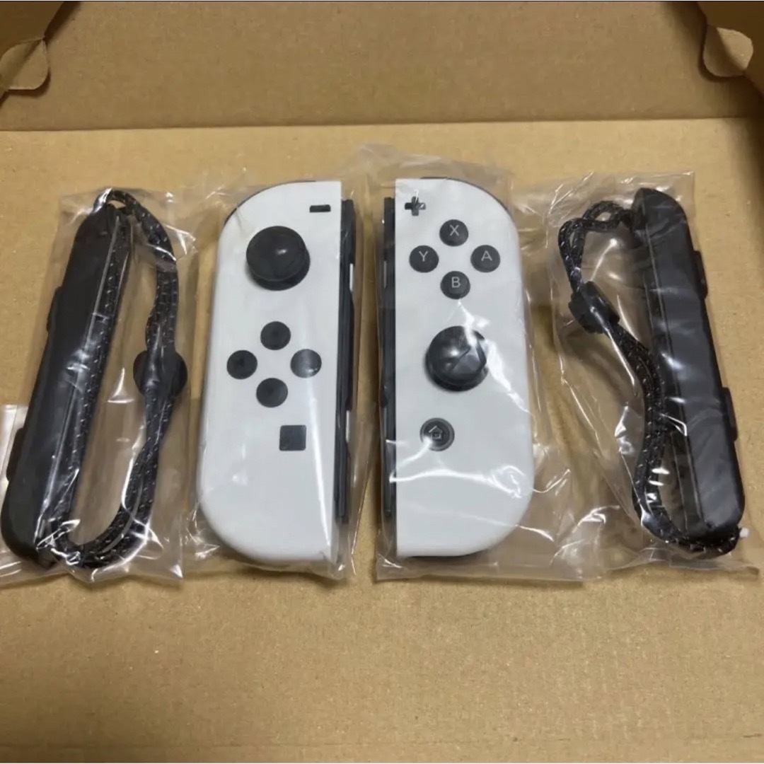 任天堂 Switch Joy-Conホワイト、ストラップゲームソフト/ゲーム機本体