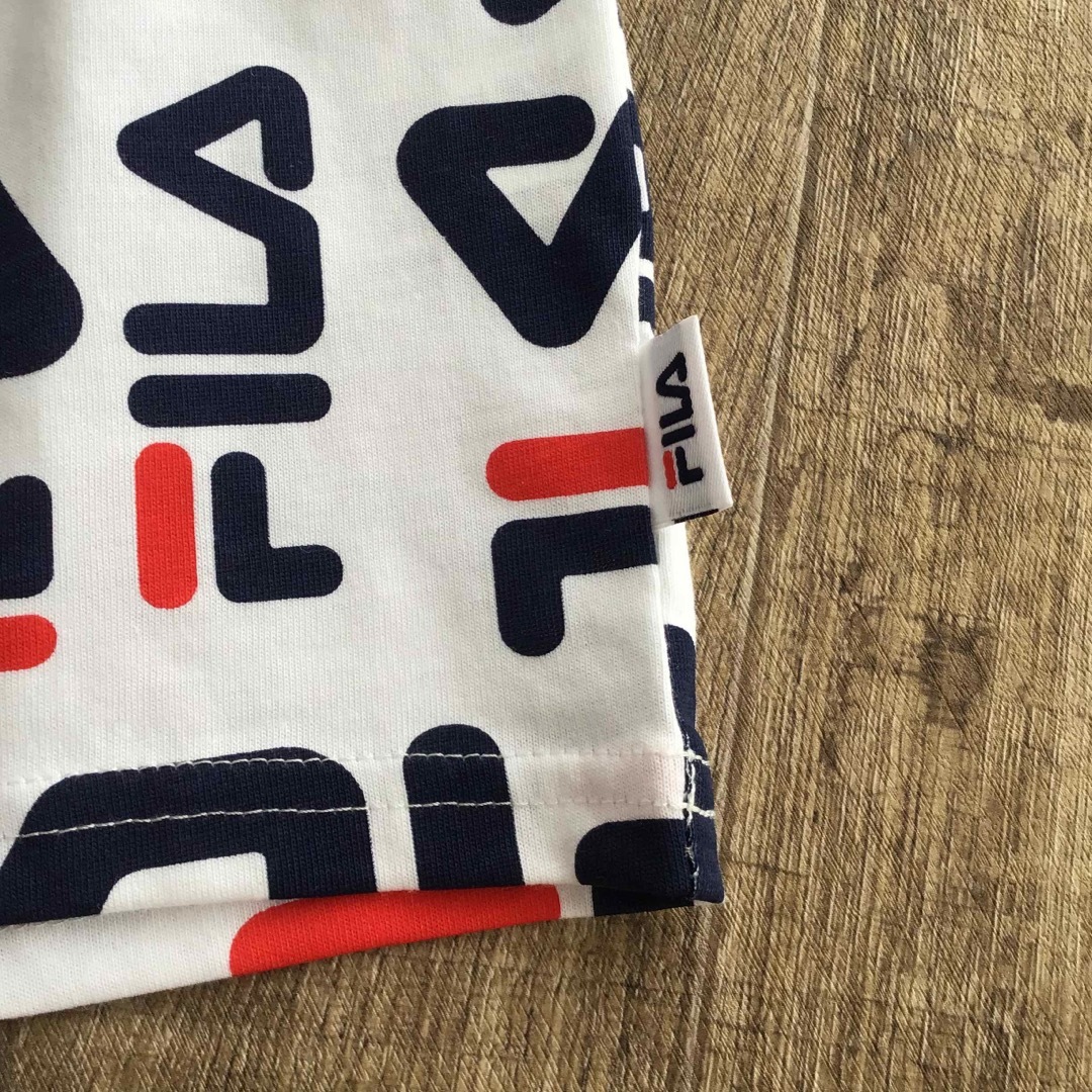 FILA(フィラ)の★【90】FILA フィラ 総ロゴ 総柄 半袖 Tシャツ 綿100% 白 キッズ/ベビー/マタニティのキッズ服男の子用(90cm~)(Tシャツ/カットソー)の商品写真