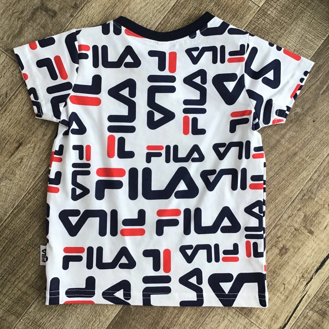 FILA(フィラ)の★【90】FILA フィラ 総ロゴ 総柄 半袖 Tシャツ 綿100% 白 キッズ/ベビー/マタニティのキッズ服男の子用(90cm~)(Tシャツ/カットソー)の商品写真