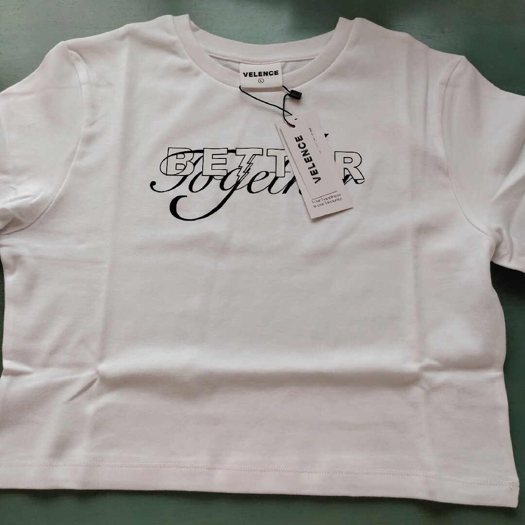 VELENCE Better Together BABY Tシャツ 白 ミニT レディースのトップス(Tシャツ(半袖/袖なし))の商品写真