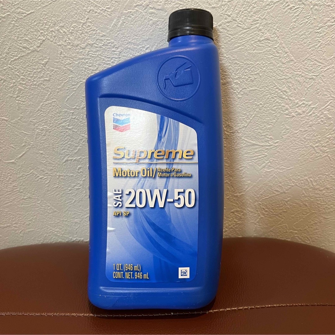 シェブロン(シェブロン)の最安値 シェブロンエンジンオイル 20W50 946mlx5本 自動車/バイクの自動車(メンテナンス用品)の商品写真