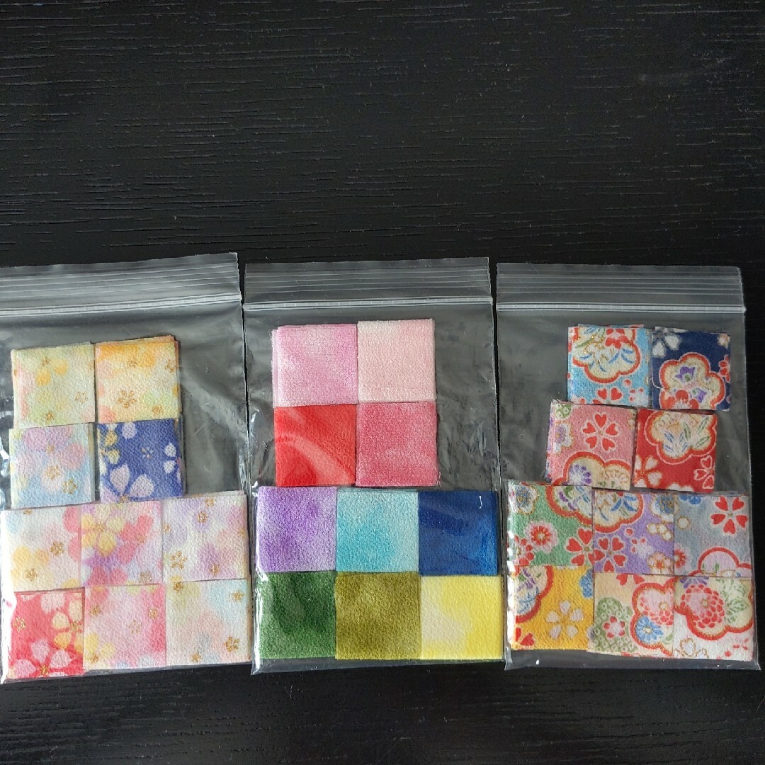 一越ちりめんつまみ細工カット布 おまとめ 3