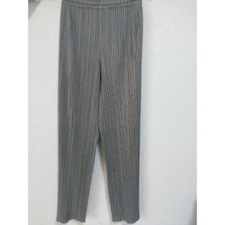 プリーツプリーズイッセイミヤケ(PLEATS PLEASE ISSEY MIYAKE)のISSEY MIYAKE プリーツプリーズ PLEATS PLEASE パンツ(カジュアルパンツ)