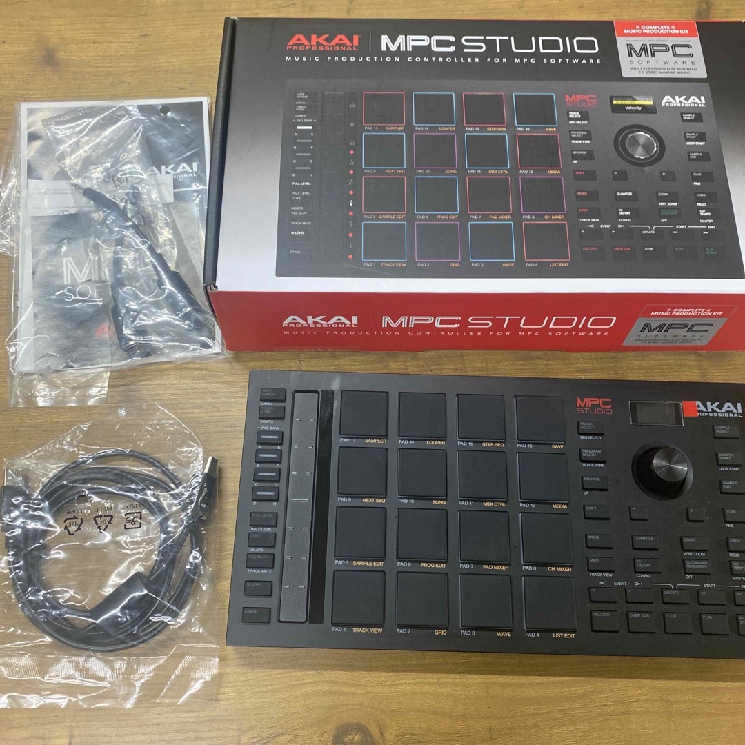 AKAI MPC studio 楽器のDTM/DAW(MIDIコントローラー)の商品写真