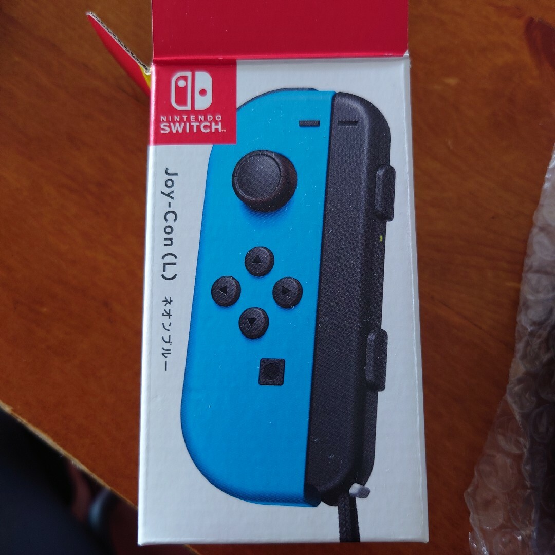 Nintendo Switch(ニンテンドースイッチ)のSwitch Joy-Con（L）ネオンブルー エンタメ/ホビーのゲームソフト/ゲーム機本体(家庭用ゲーム機本体)の商品写真