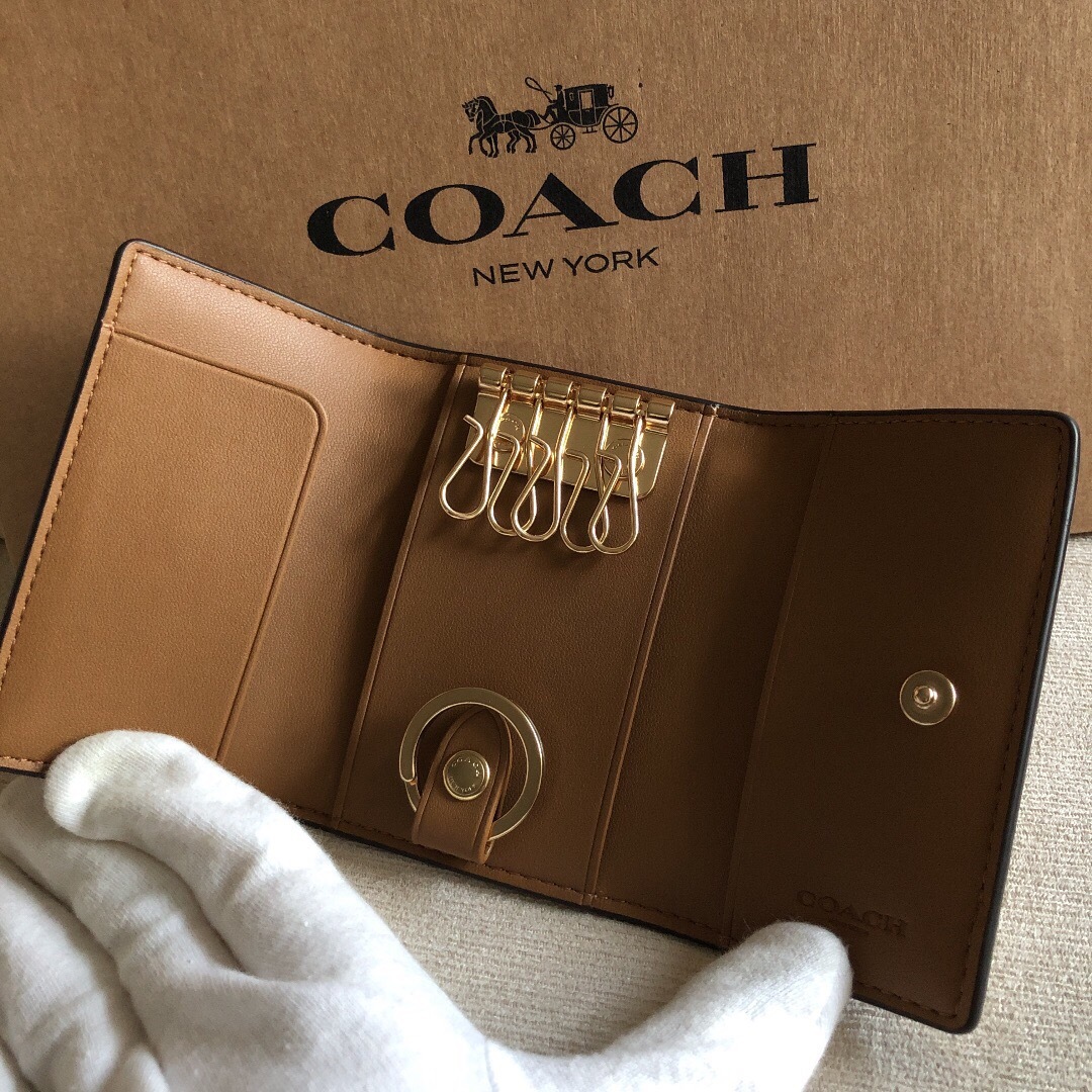 新品☆COACH コーチ 定価28,600円 レザー 花柄 5連キーケース - キーケース