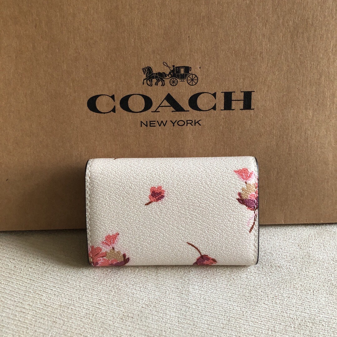 COACH コーチ 日本限定 6リング キーケース フラワー チョークマルチ