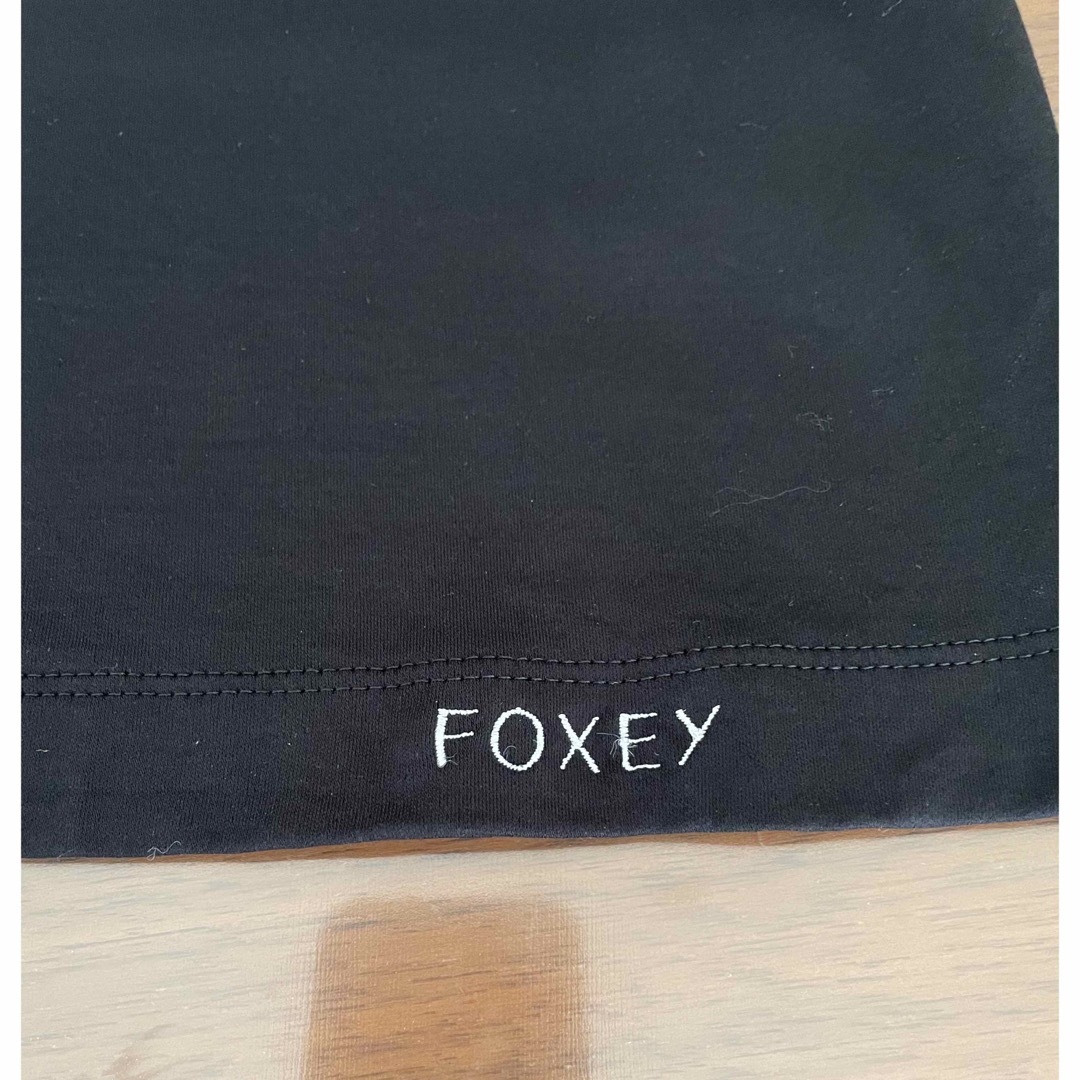 FOXEY フォクシー 白襟トップス 雑誌掲載品 ブラック-