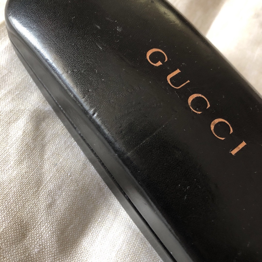 Gucci GUCCI メガネケース 眼鏡ケース サングラスケース メガネ拭き付きの通販 by ぺroron shop|グッチならラクマ GUCCI メガネケース 眼鏡ケース サングラスケース メガネ拭き付き