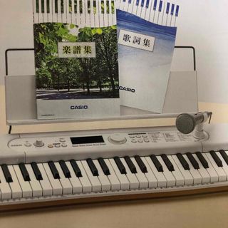 カシオ(CASIO)のキーボード　光ナビゲーション　中古　カシオ　LK526(キーボード/シンセサイザー)