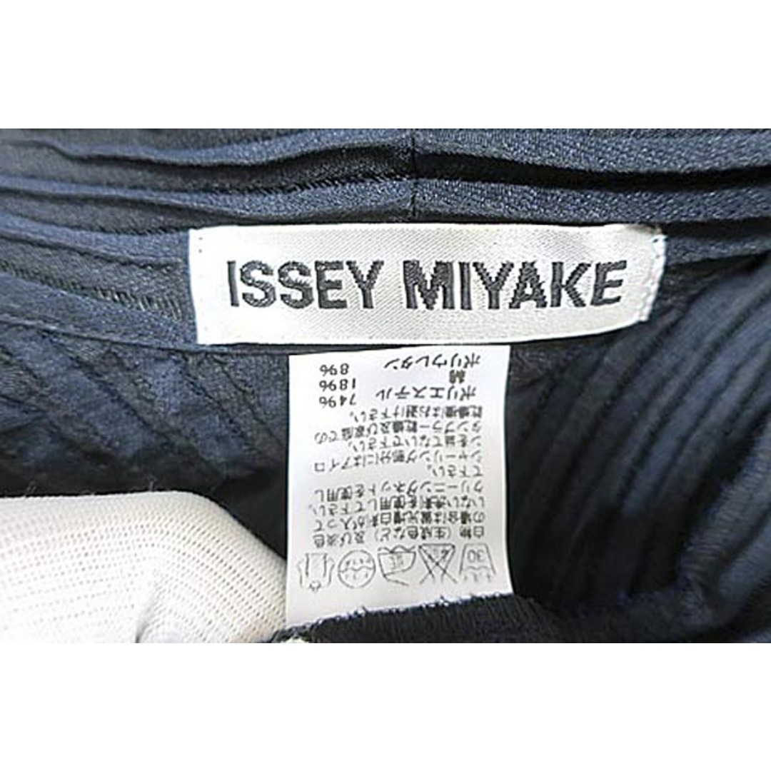 ISSEY MIYAKE イッセイミヤケ　ジャケット レディース ネイビー プリーツ 日本製 サイズ2 2