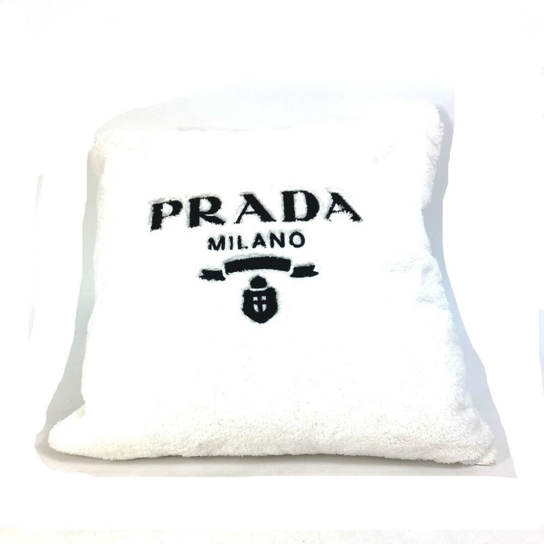 プラダ PRADA ロゴ ファー 2QB002 ピロー 枕 インテリア クッション ポリエステル ホワイト 美品のサムネイル
