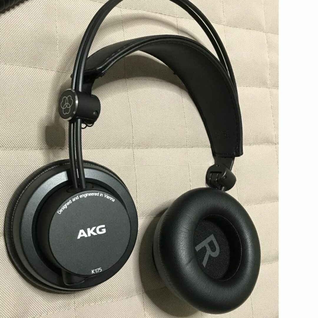 NEW アーカーゲー AKG K175-Y3 密閉型 スタジオヘッドホン