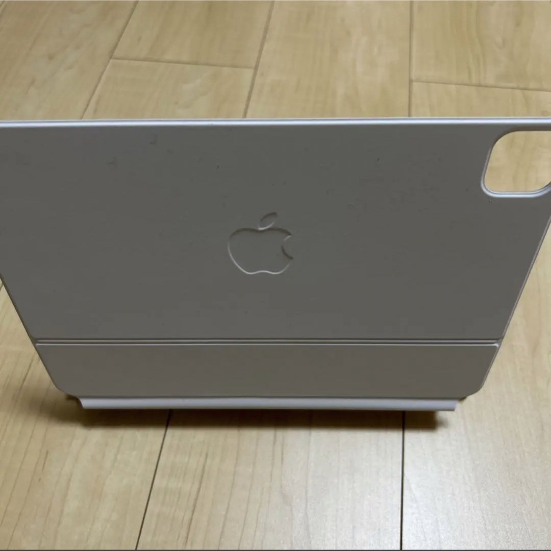 Apple(アップル)のiPad Magic Keyboard White Korean スマホ/家電/カメラのスマホアクセサリー(iPadケース)の商品写真