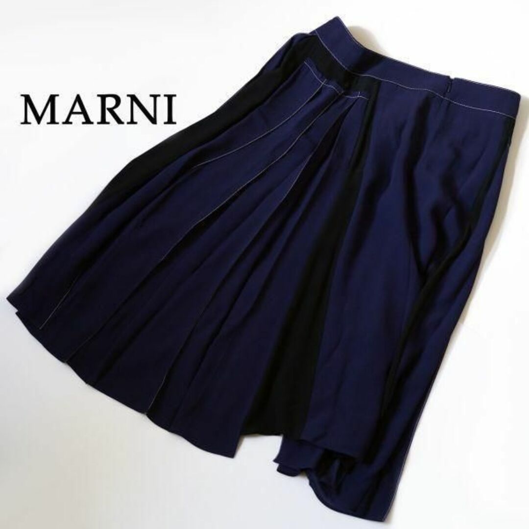 マルニ MARNI ランダムプリーツスカート ネイビー サイズ40 マルニ MARNI ランダムプリーツスカート ネイビー サイズ40