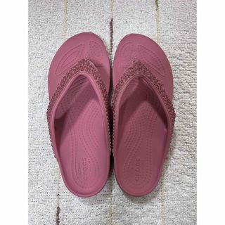 クロックス(crocs)の【らむさん専用】crocs ビーチサンダル  ビーズ ピンク 21cm(ビーチサンダル)