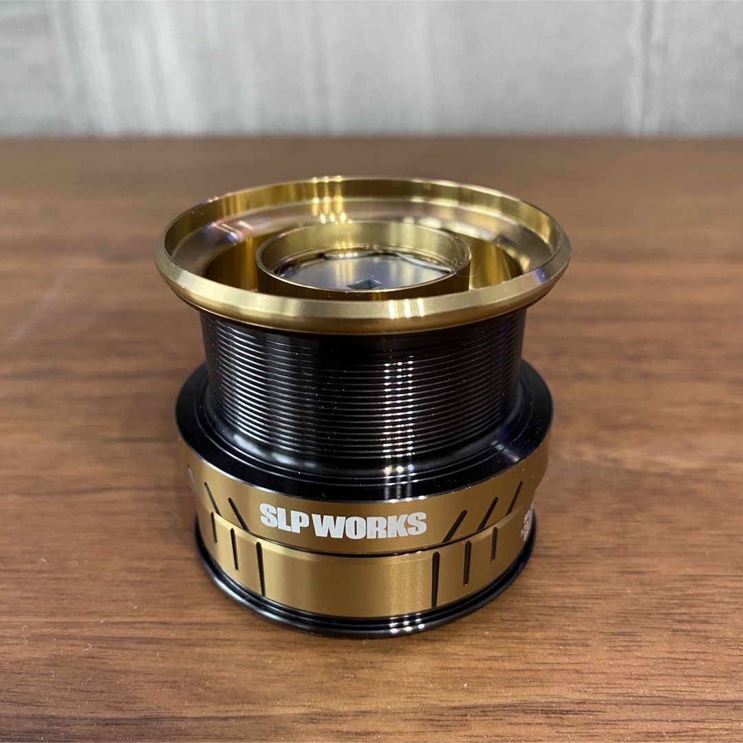 DAIWA(ダイワ)のSLPW LTタイプアルファ　スプール　4000S ゴールド スポーツ/アウトドアのフィッシング(リール)の商品写真