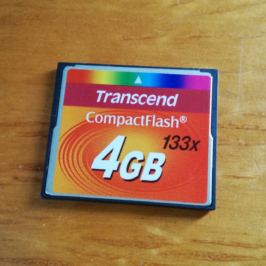 Transcend(トランセンド)のコンパクトフラッシュ　4GB CF スマホ/家電/カメラのPC/タブレット(PC周辺機器)の商品写真