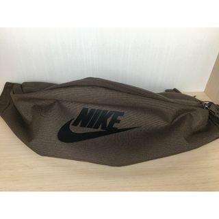 ナイキ ショルダーバッグ（ブラウン/茶色系）の通販 17点 | NIKEを買う