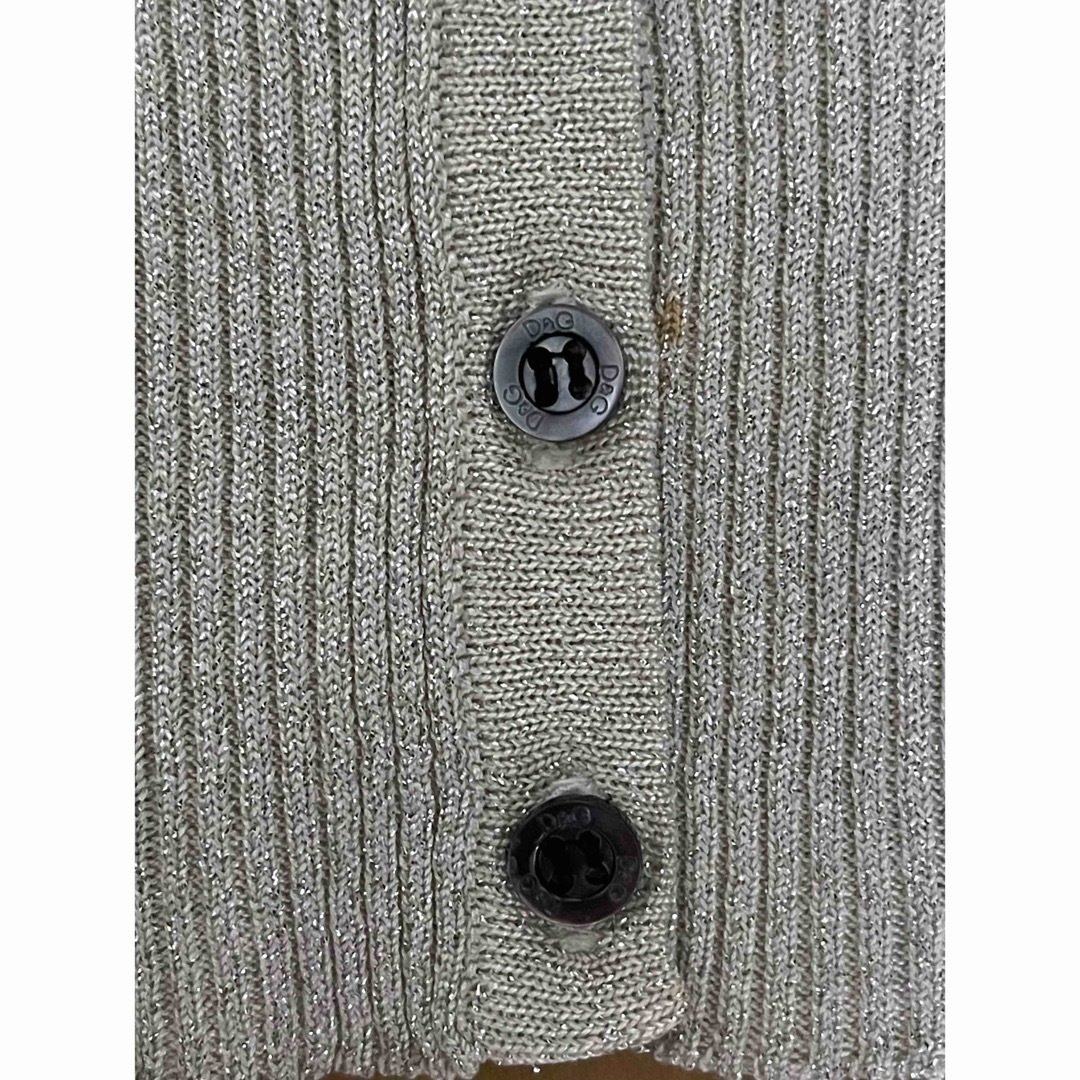 D&G(ディーアンドジー)のD&G長袖　薄手　シルクカーディガンS シルバーラメ レディースのトップス(カーディガン)の商品写真