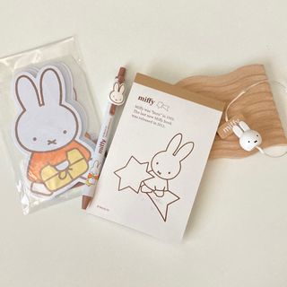 ミッフィー(miffy)のミッフィー　淡色メモ　レターセット　ボールペン　ブックマーク　ステーショナリー　(ノート/メモ帳/ふせん)