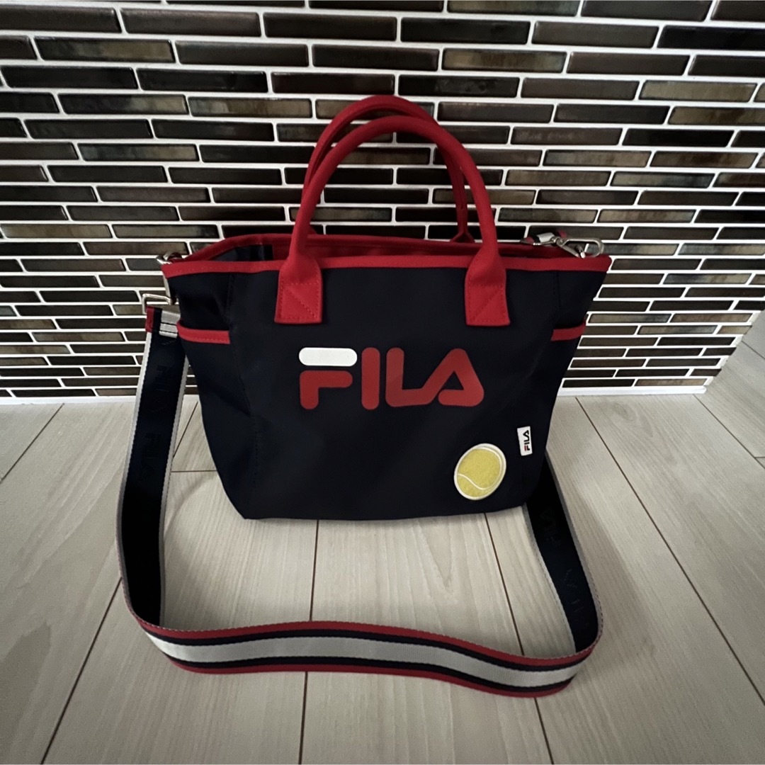 FILA(フィラ)のフィラ☆FILA☆ショルダーバッグ☆テニス レディースのバッグ(ショルダーバッグ)の商品写真