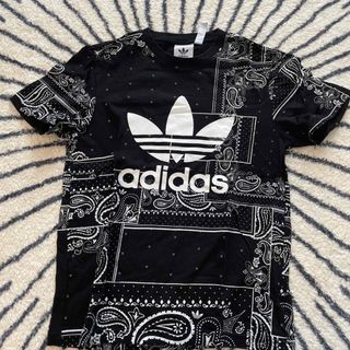 アディダス(adidas)のadida Tシャツ(Tシャツ/カットソー(半袖/袖なし))