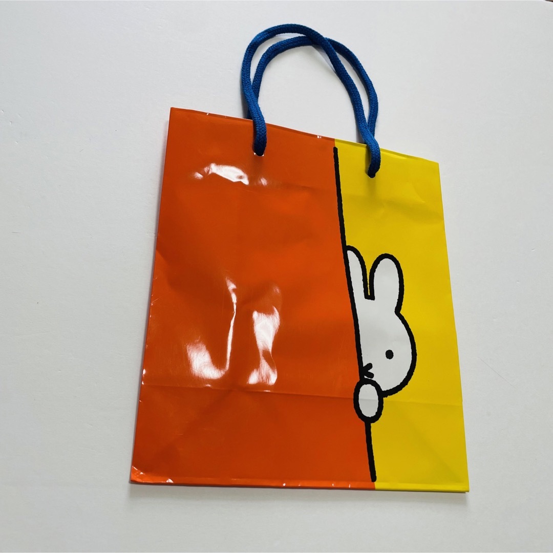 miffy(ミッフィー)のミッフィー  ショッパー　非売品　ショップ袋 エンタメ/ホビーのアニメグッズ(ストラップ)の商品写真