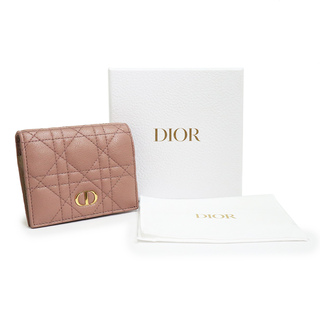 クリスチャンディオール CARO カロ バイフォールド ウォレット カナージュ コンパクト 二つ折り財布 カーフスキン レザー クラウドブルー 青 ゴールド金具 S5032UWHC 箱付 Christian Dior（新品・未使用品）