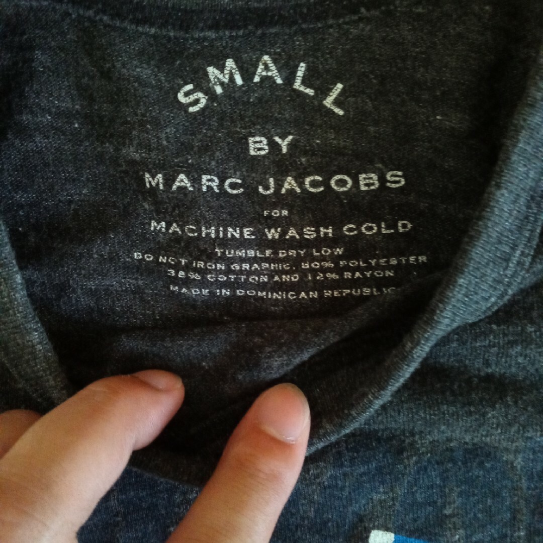 MARC BY MARC JACOBS(マークバイマークジェイコブス)のマークバイマークジェイコブス　メンズTシャツ半袖カレッジロゴ　ルイヴィトン メンズのトップス(Tシャツ/カットソー(半袖/袖なし))の商品写真