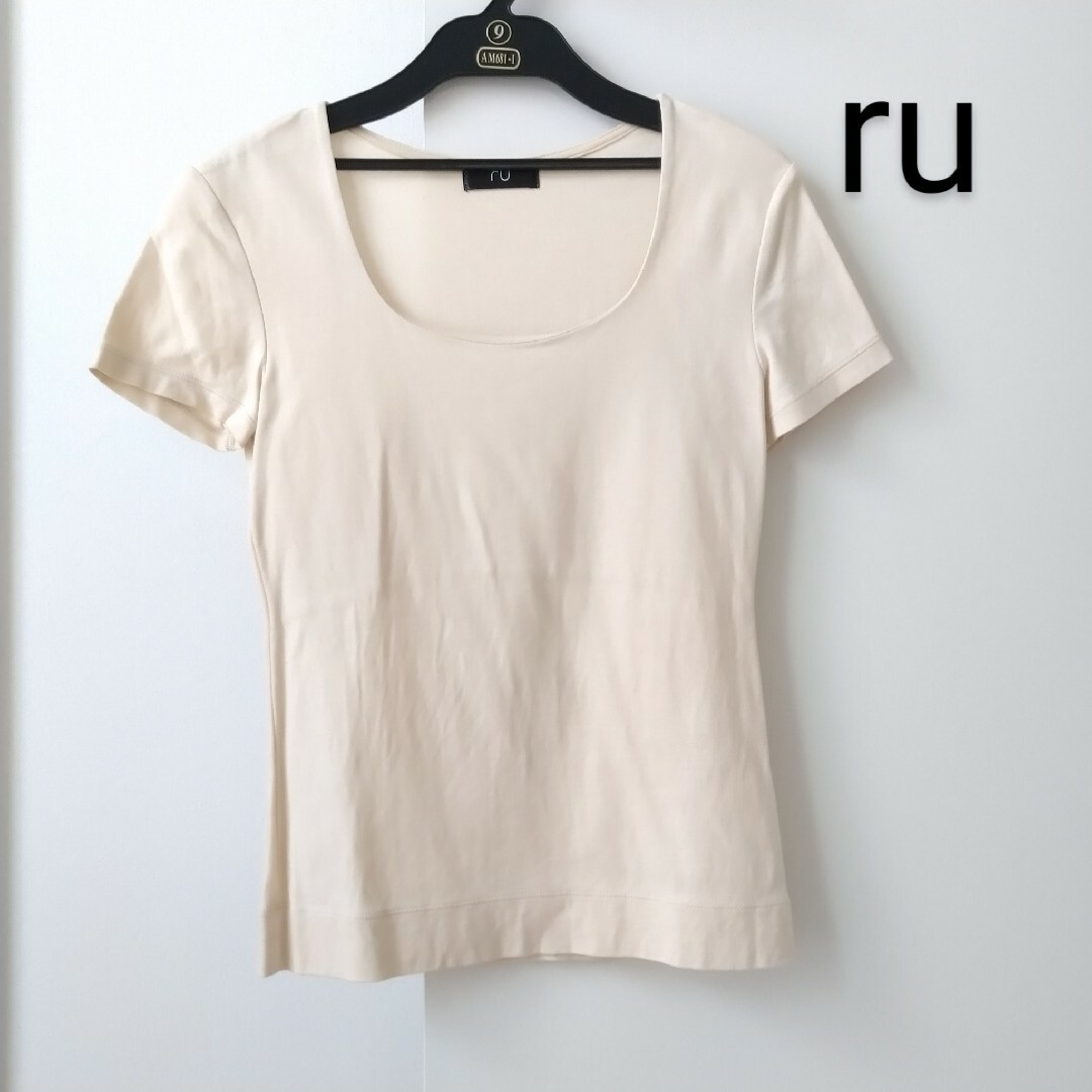 RU(アールユー)のアールユー 半袖カットソー レディースのトップス(カットソー(半袖/袖なし))の商品写真