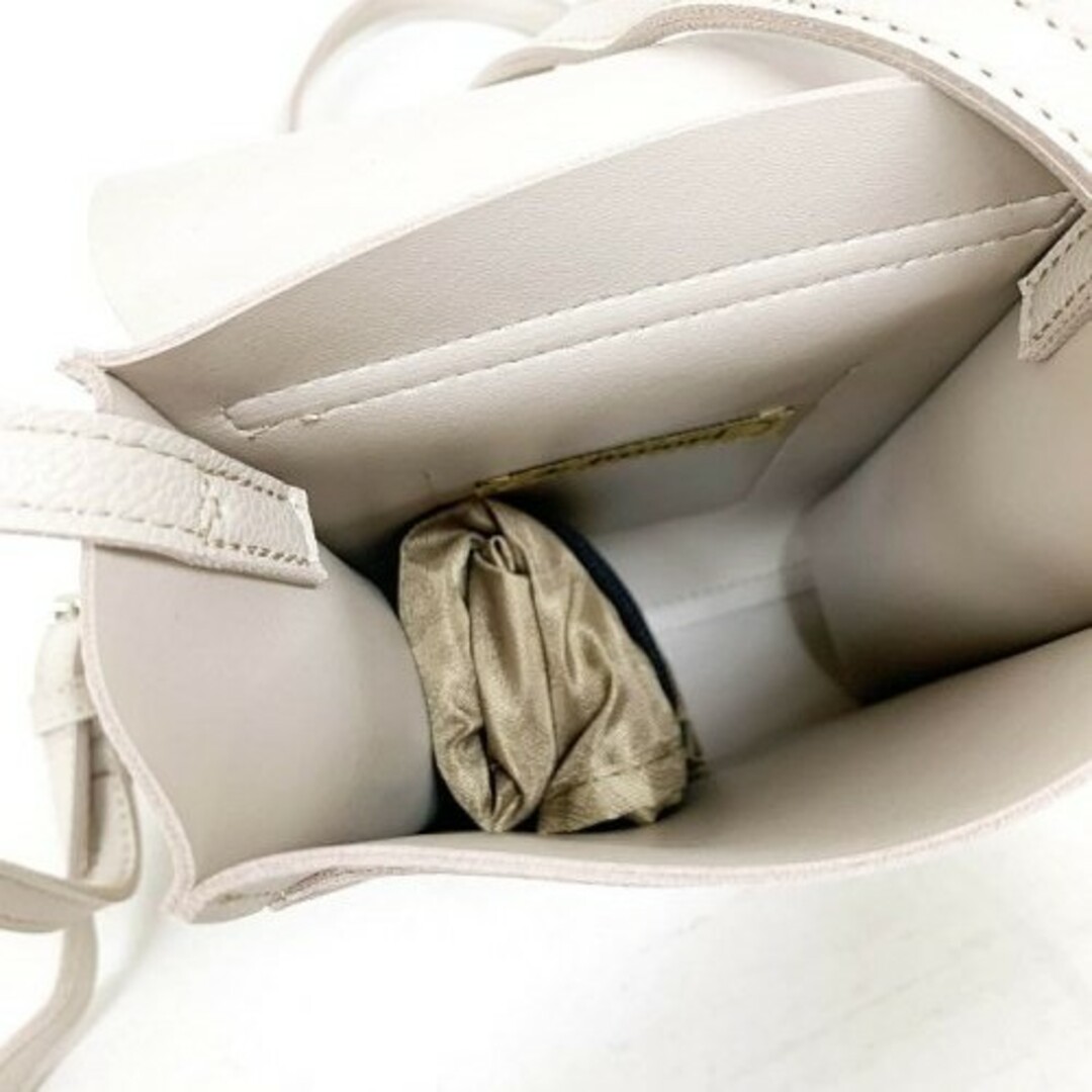 FAVORI(ファボリ)のfavori お出かけスマホショルダーバッグ レディースのバッグ(ショルダーバッグ)の商品写真