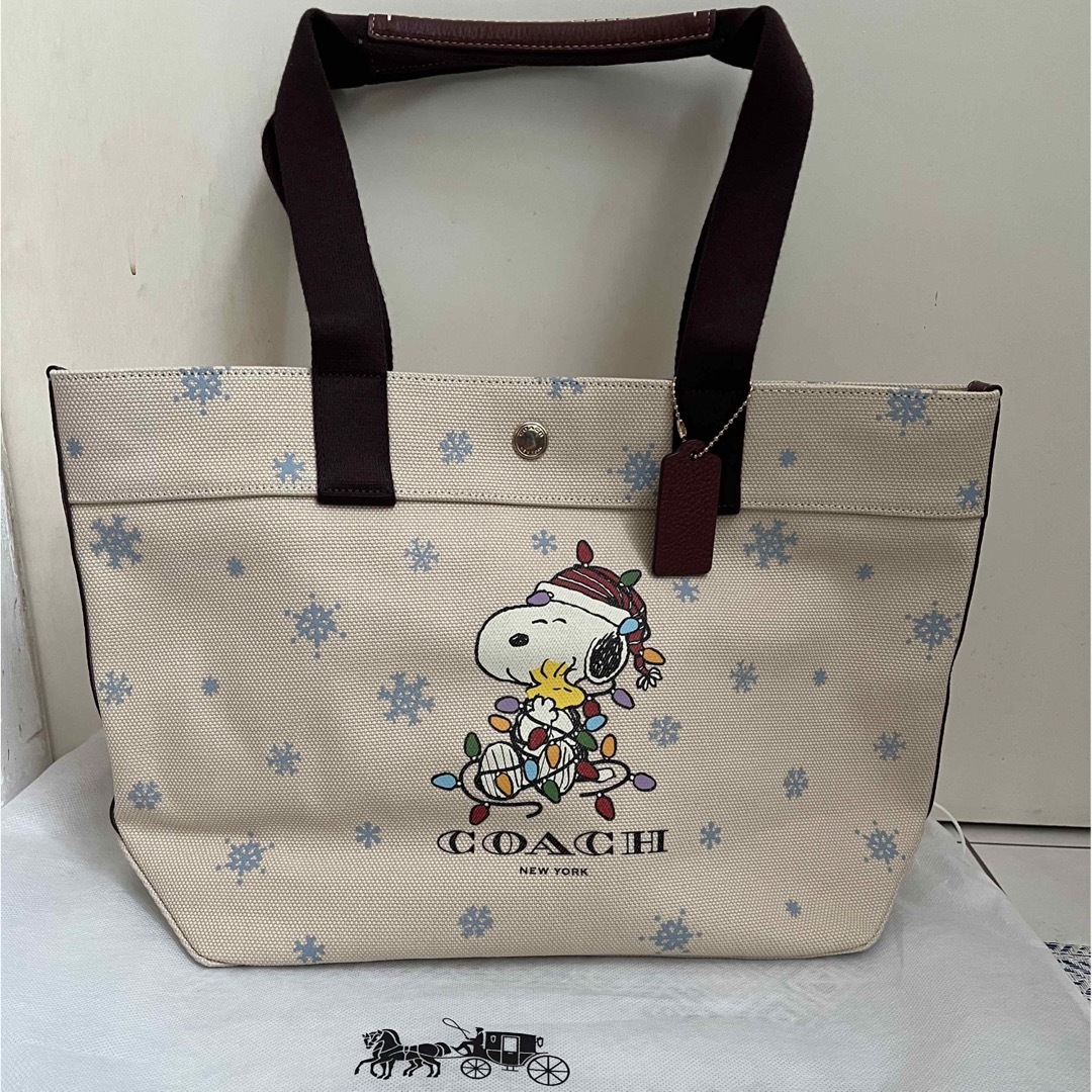 COACH - 新品 コーチ トートバッグ coach PEANUTS SNOOPY スヌーピーの