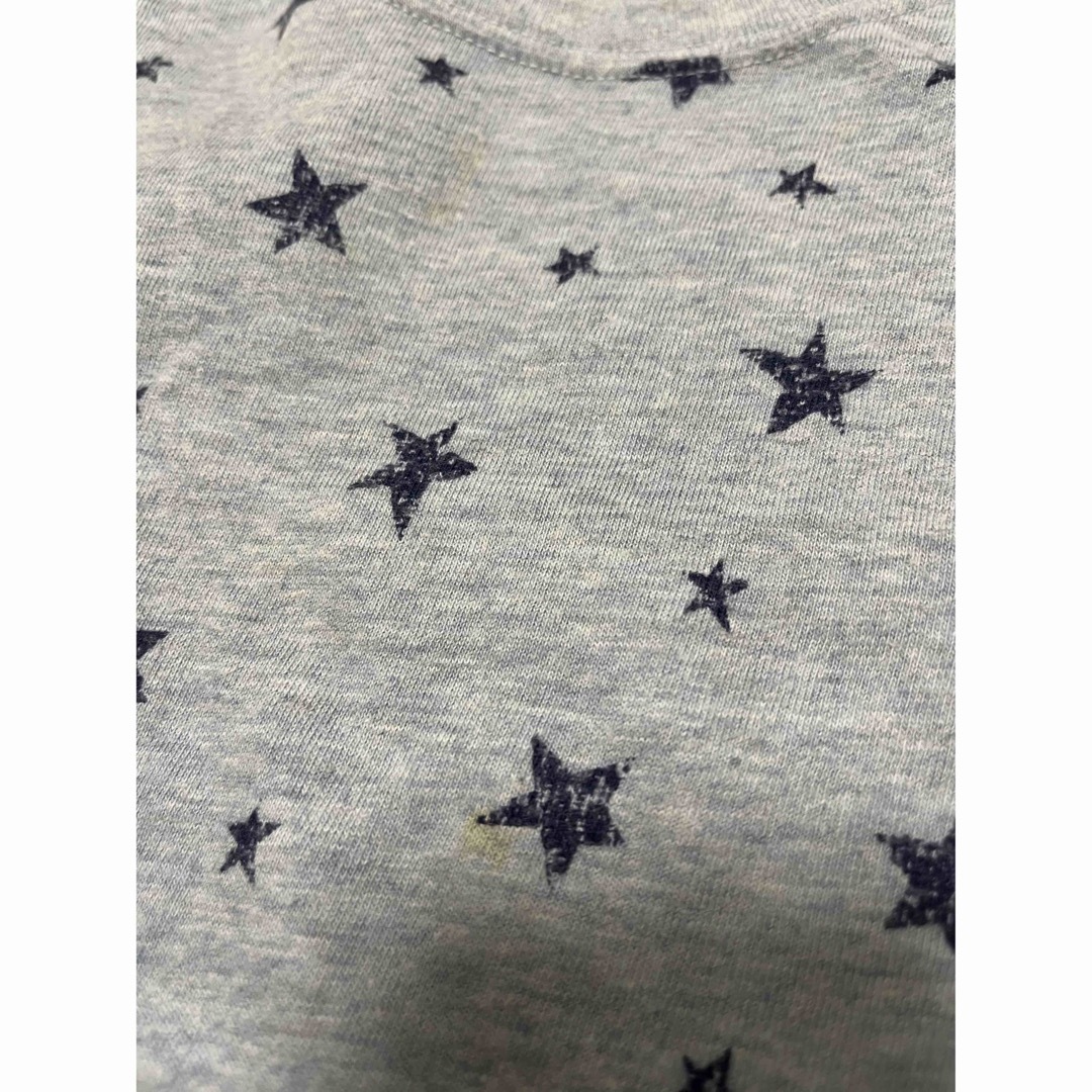 UNIQLO(ユニクロ)のUNIQLO 星柄 Tシャツ 2点 100センチ キッズ/ベビー/マタニティのキッズ服男の子用(90cm~)(Tシャツ/カットソー)の商品写真