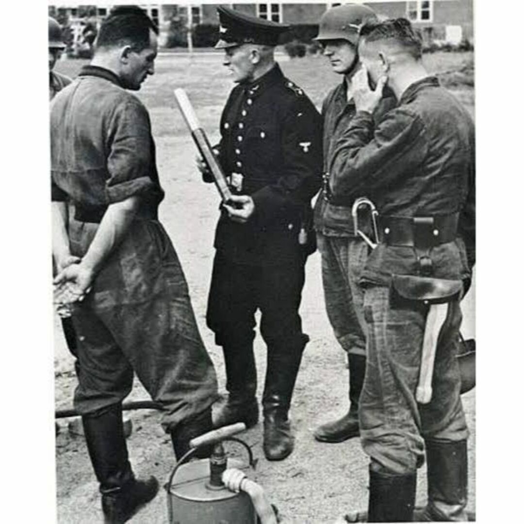 MILITARY(ミリタリー)の良品 1940s WW2 Germany ナチスドイツ ヴィンテージ ファイヤー メンズのジャケット/アウター(ミリタリージャケット)の商品写真