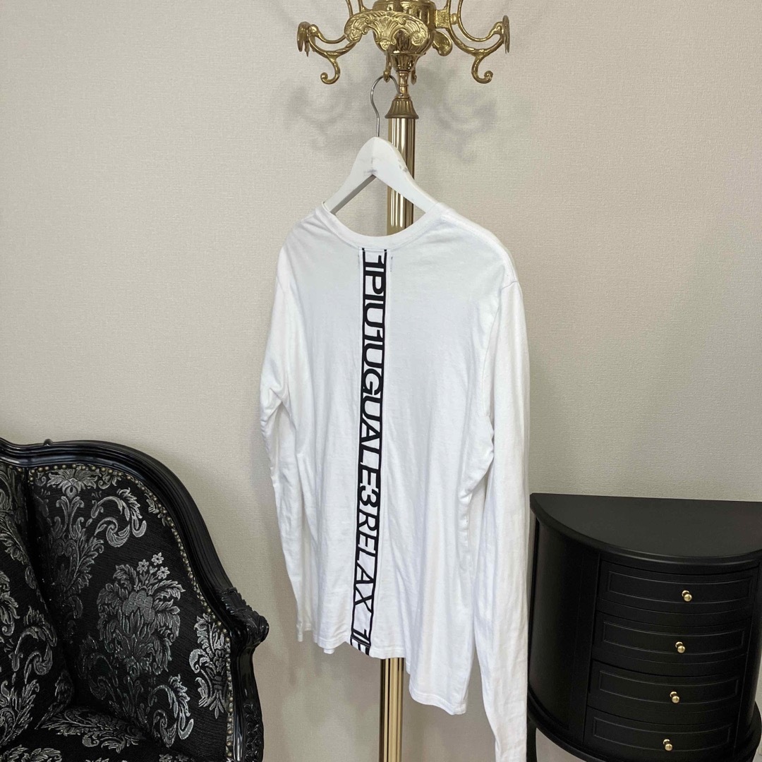 1piu1uguale3(ウノピゥウノウグァーレトレ)のウノピュウノウグァーレトレ  ロングTシャツ　ホワイト　メンズ メンズのトップス(Tシャツ/カットソー(七分/長袖))の商品写真